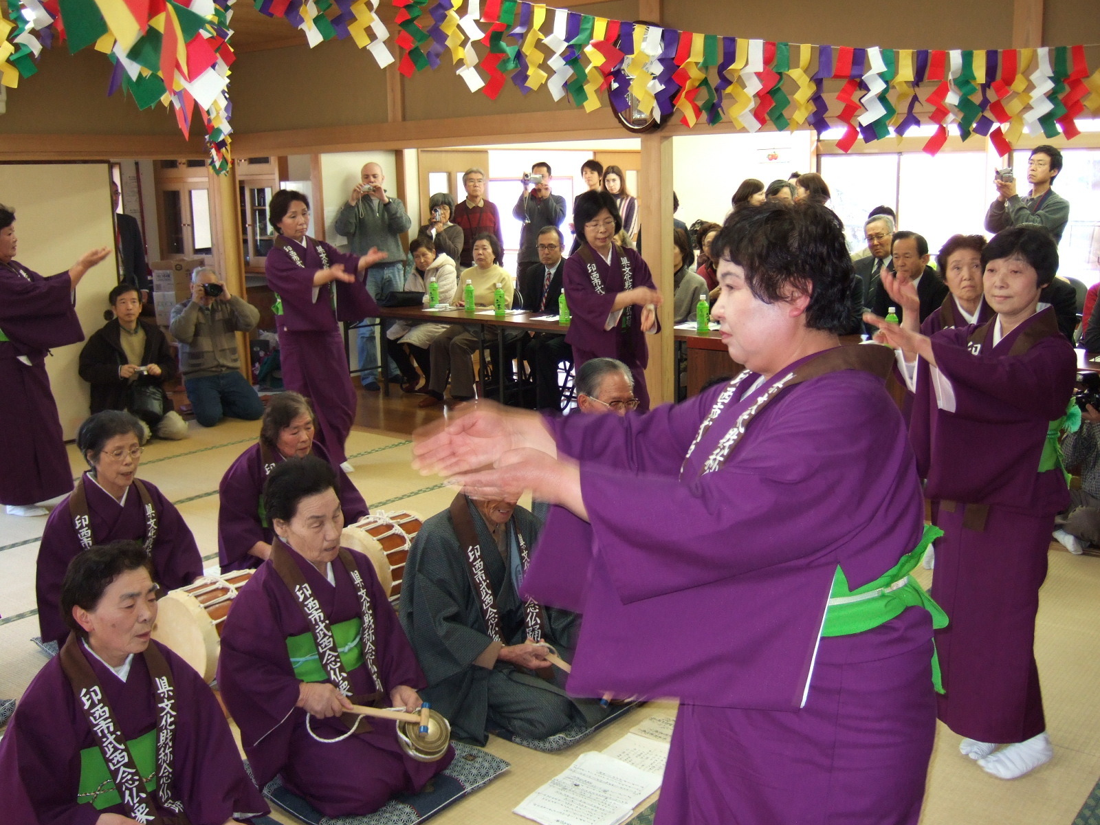 武西の六座念仏の称念仏踊り