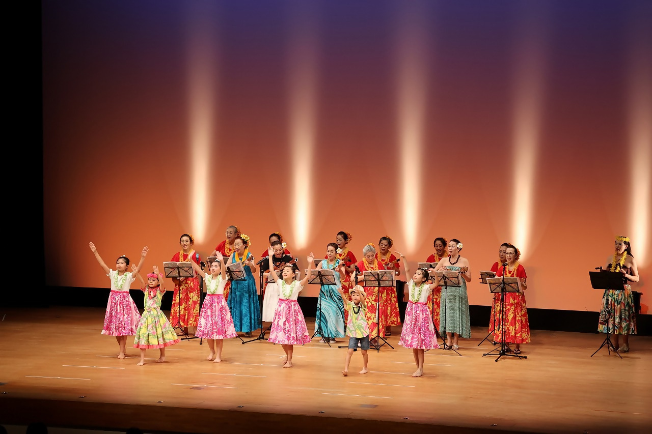 フラダンスの様子1